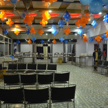 Hotel Rb Palace Dhaulpur Buitenkant foto